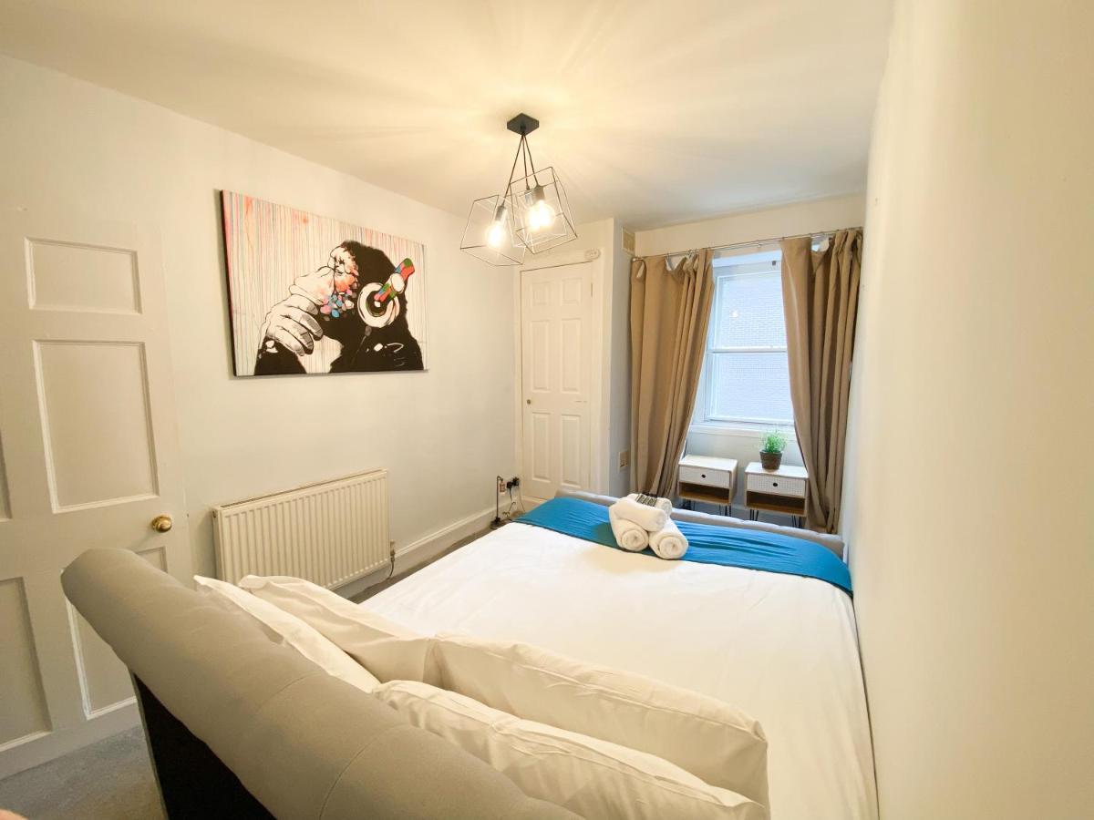 Rose Street'S Hidden Treasure- 2Bed Newly Refurbished Apt EDI Eksteriør billede
