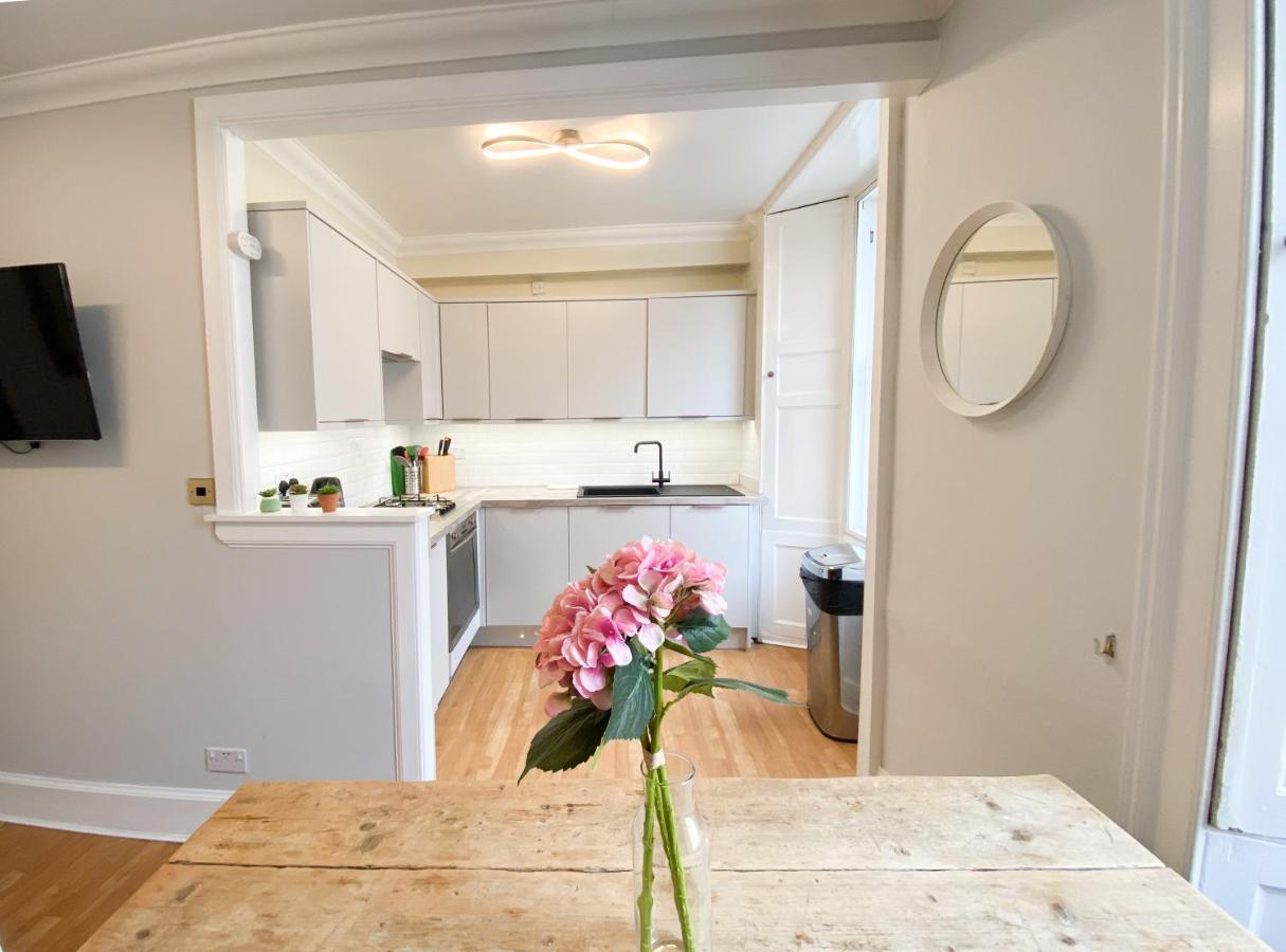Rose Street'S Hidden Treasure- 2Bed Newly Refurbished Apt EDI Eksteriør billede