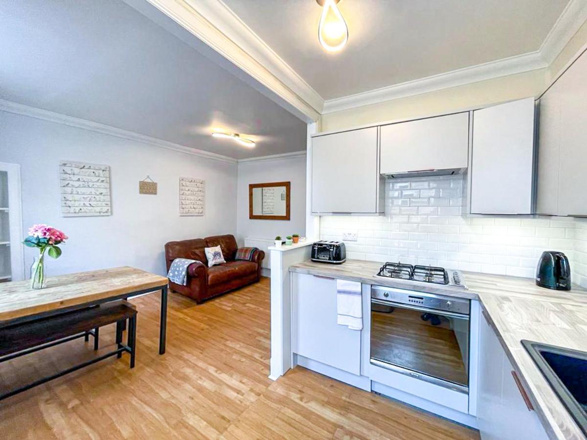 Rose Street'S Hidden Treasure- 2Bed Newly Refurbished Apt EDI Eksteriør billede