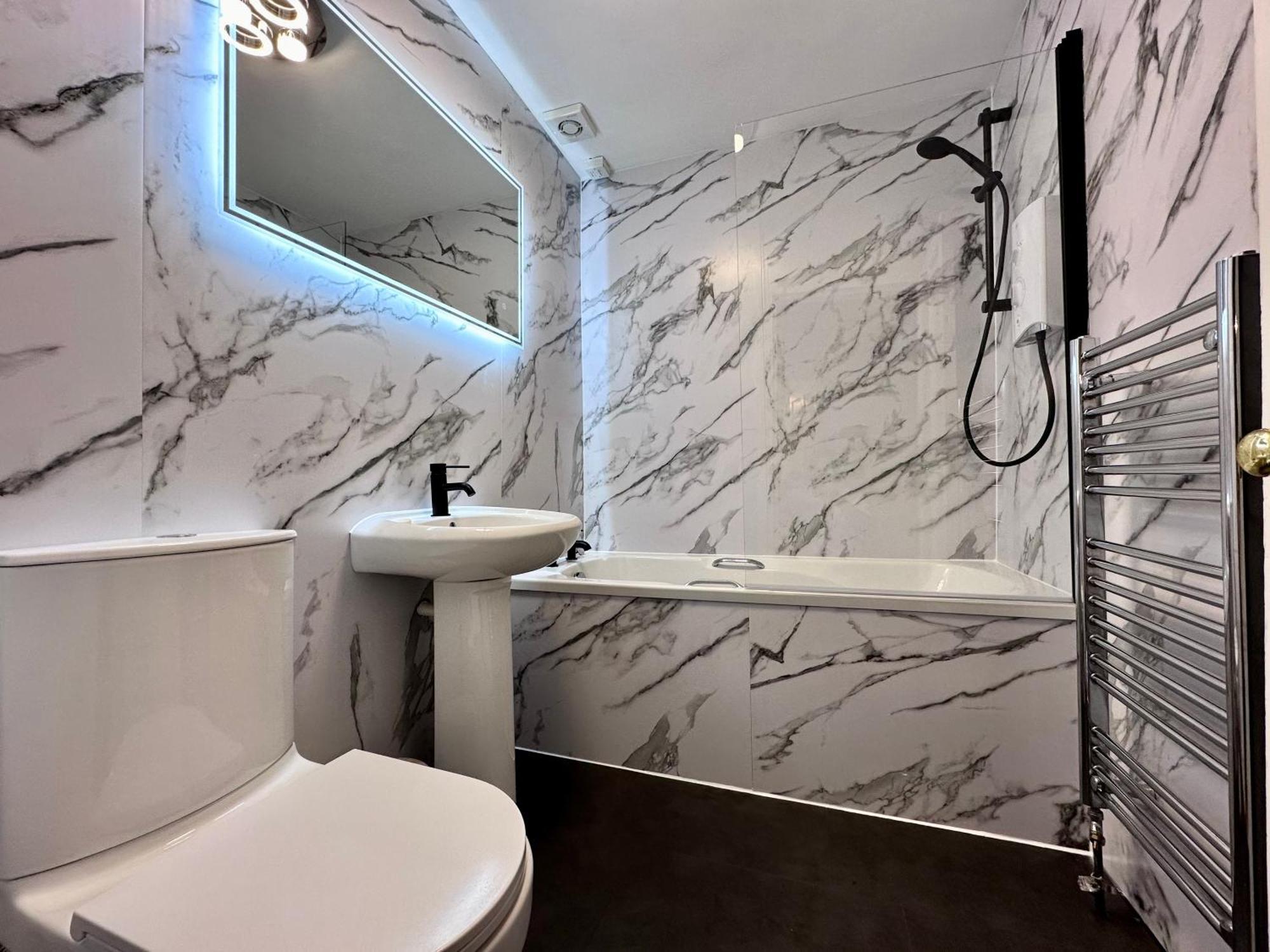 Rose Street'S Hidden Treasure- 2Bed Newly Refurbished Apt EDI Eksteriør billede
